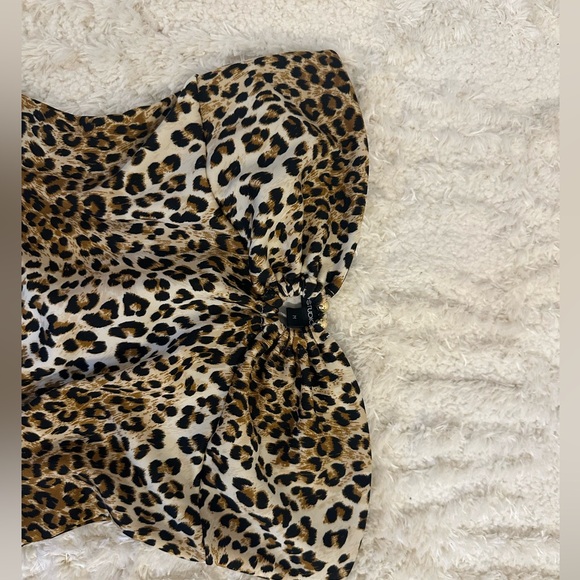 Studio F Leopard Print Strapless Top - Picture 3 of 5